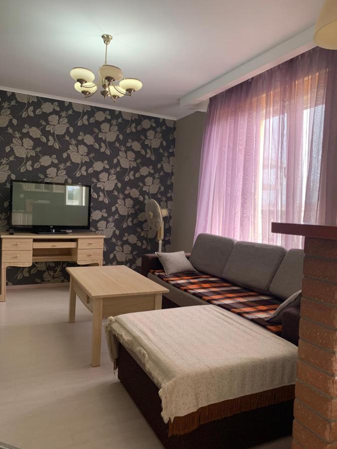 Vyshyvanka In The City Centre İvano-Frankivsk Dış mekan fotoğraf